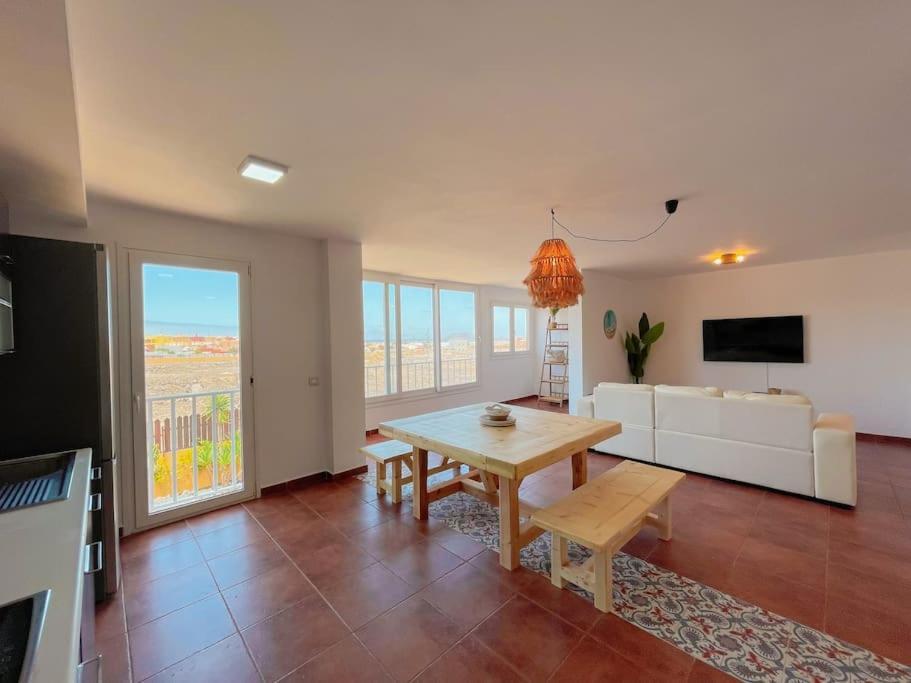 Apartamento Casa Bamboo Corralejo, Espacioso, Piscina Y Parking Extérieur photo